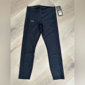 Under Armour Black Compression High Rise Ankle Crop HeatGear Leggings
